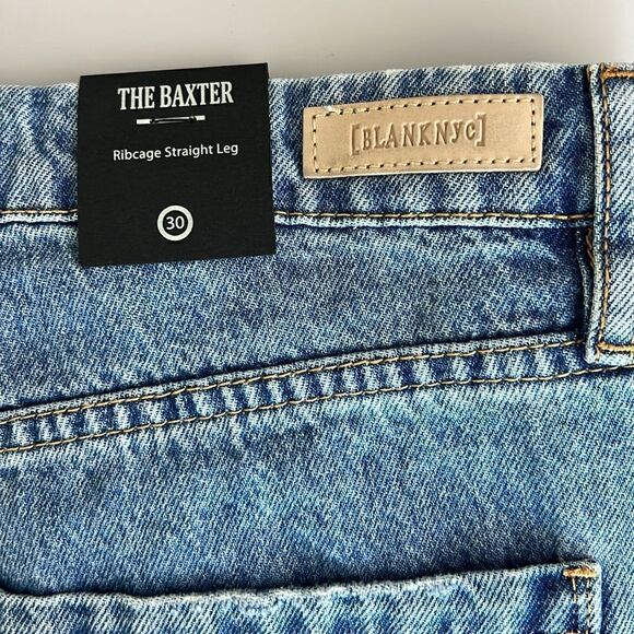 NWT BLANK NYC Baxter Rib Cage Jean With Ripped Knee Size 30 - Picture 5 of 16